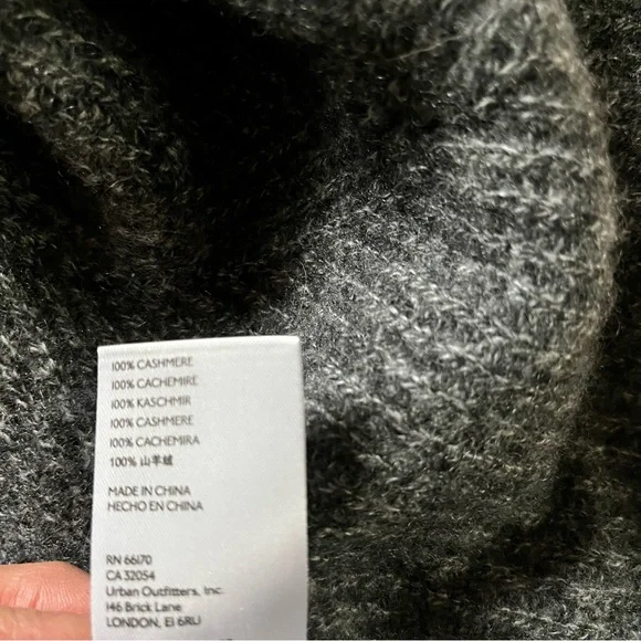 Anthropologie Cashmere Charcoal Crop Sweater Vest - Picture 9 of 12